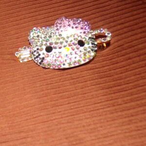 Hello Kitty bling rhinestone hair clip